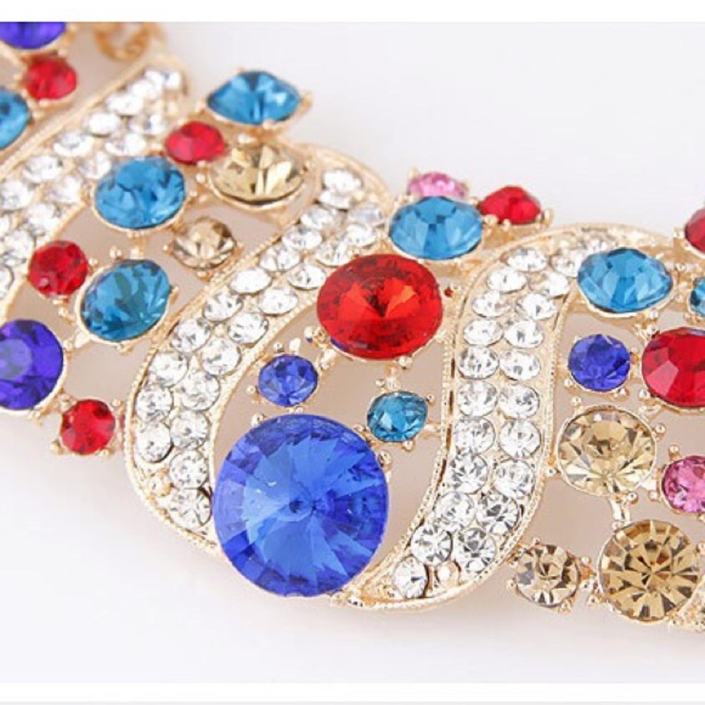 Colorful necklace and earring set - Picture 4 of 4